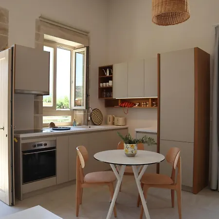 Lejlighed Ponente Seaside Stone House